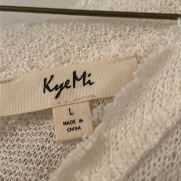 Sweater - Picture 3 of 4